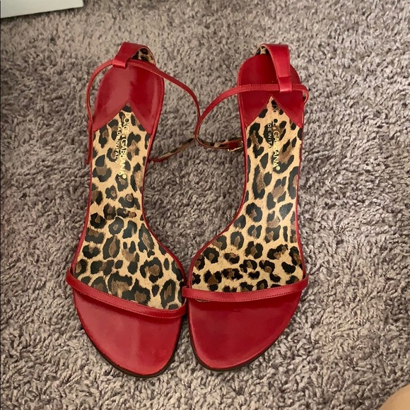 Shoes - Picture 2 of 3